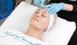 Hydra Facial